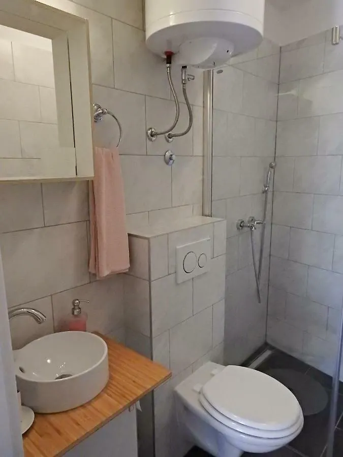 Apartment Antonela Slatine 0*,  Croatia